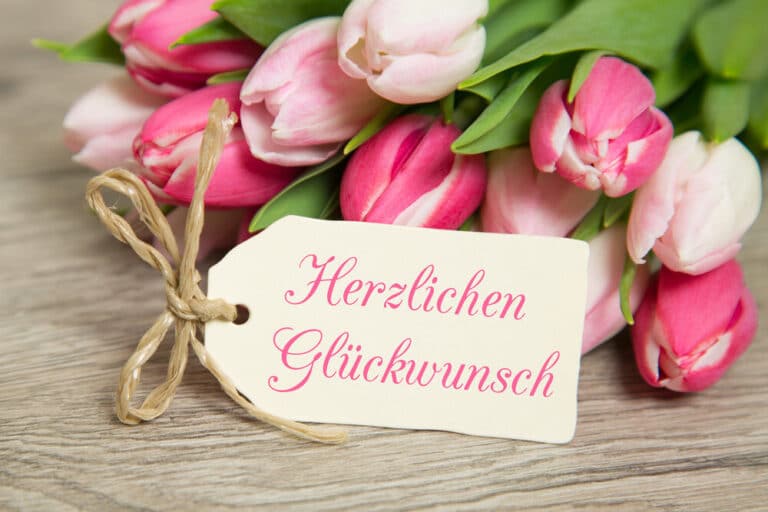 عبارات التهنئة والمواساة باللغة الألمانية Glückwunsch